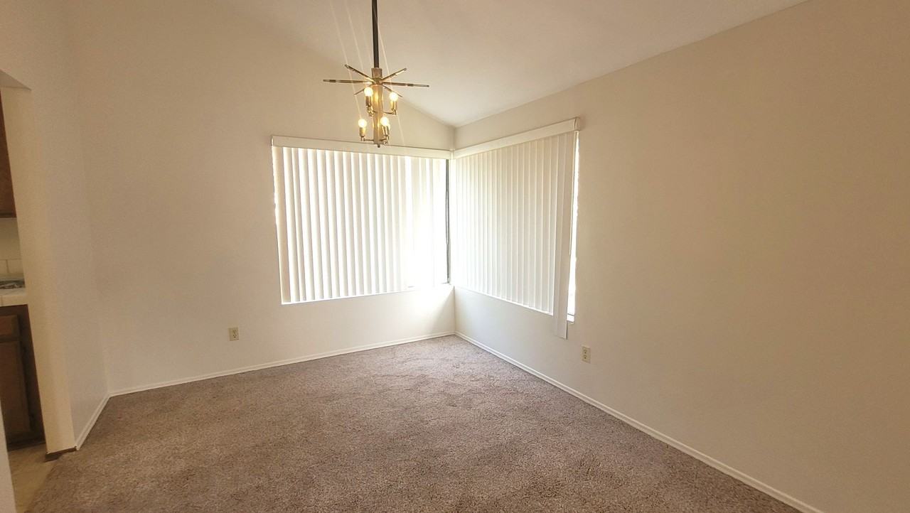 8817 Twin Trails Dr - Photo 4 of 18