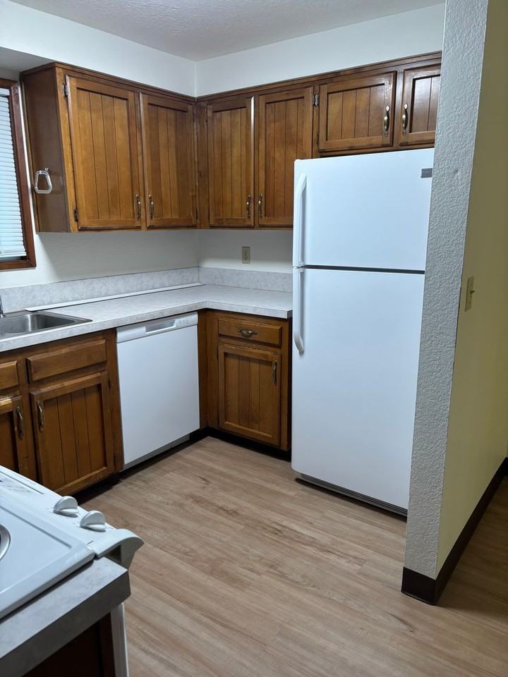 4535 Blue Sky Ct Se - Photo 6 of 20