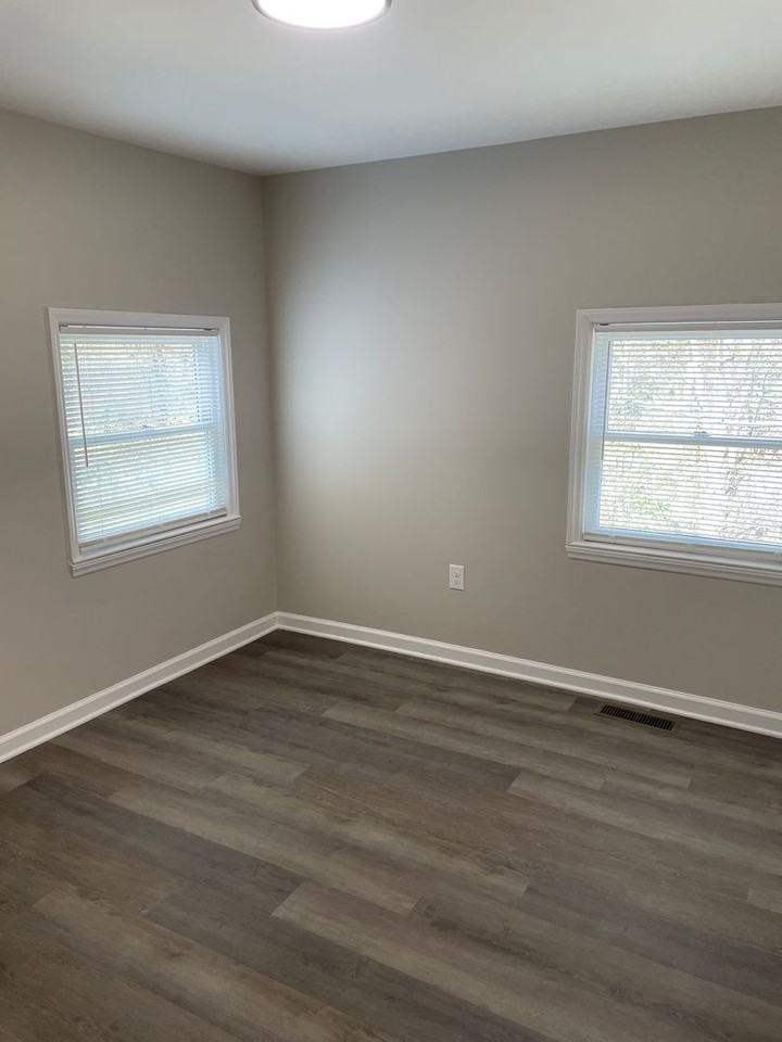 1892 Ebert Rd - Photo 6 of 9