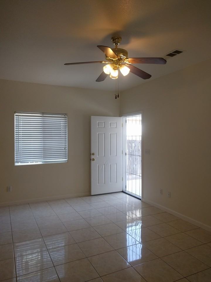 1270 Expedition St - Photo 4 of 9