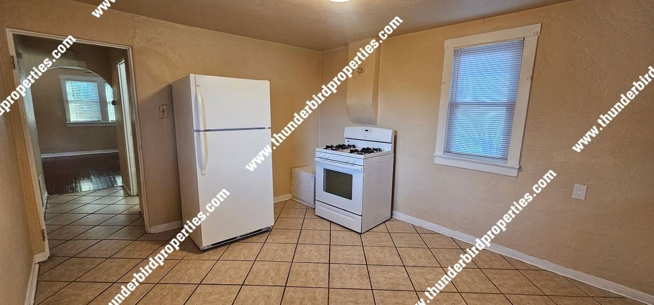 223 Mescalero Rd Nw - Photo 2 of 12