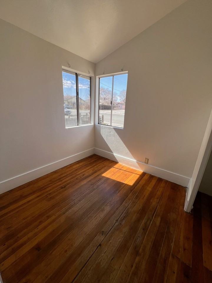 27 E Park St - Photo 6 of 15