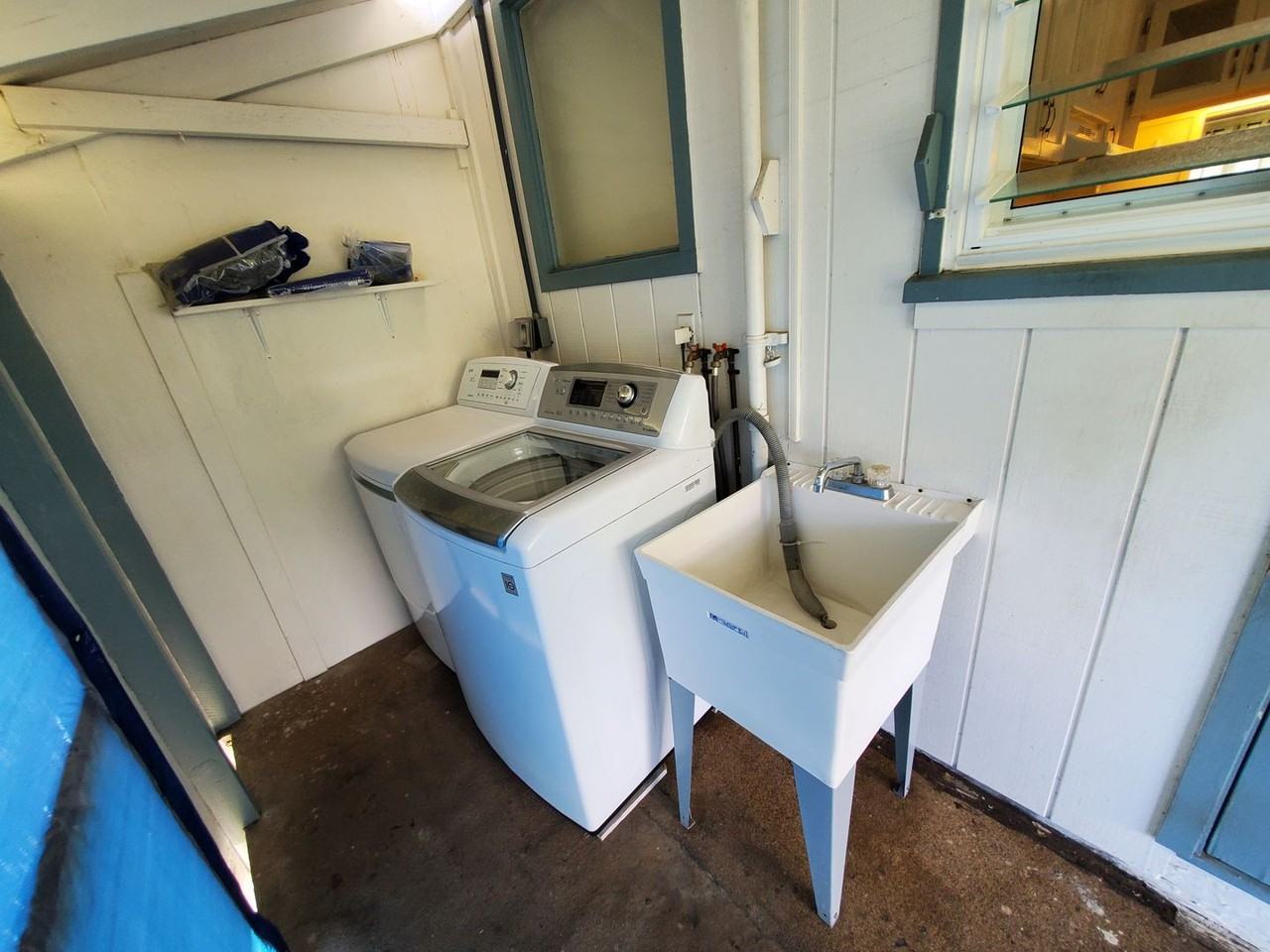 1306 Prospect St - Photo 3 of 18