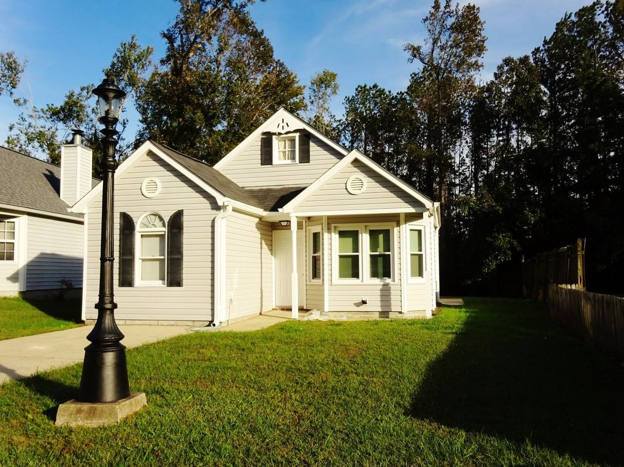 122 Basswood Ct - Photo 2 of 26