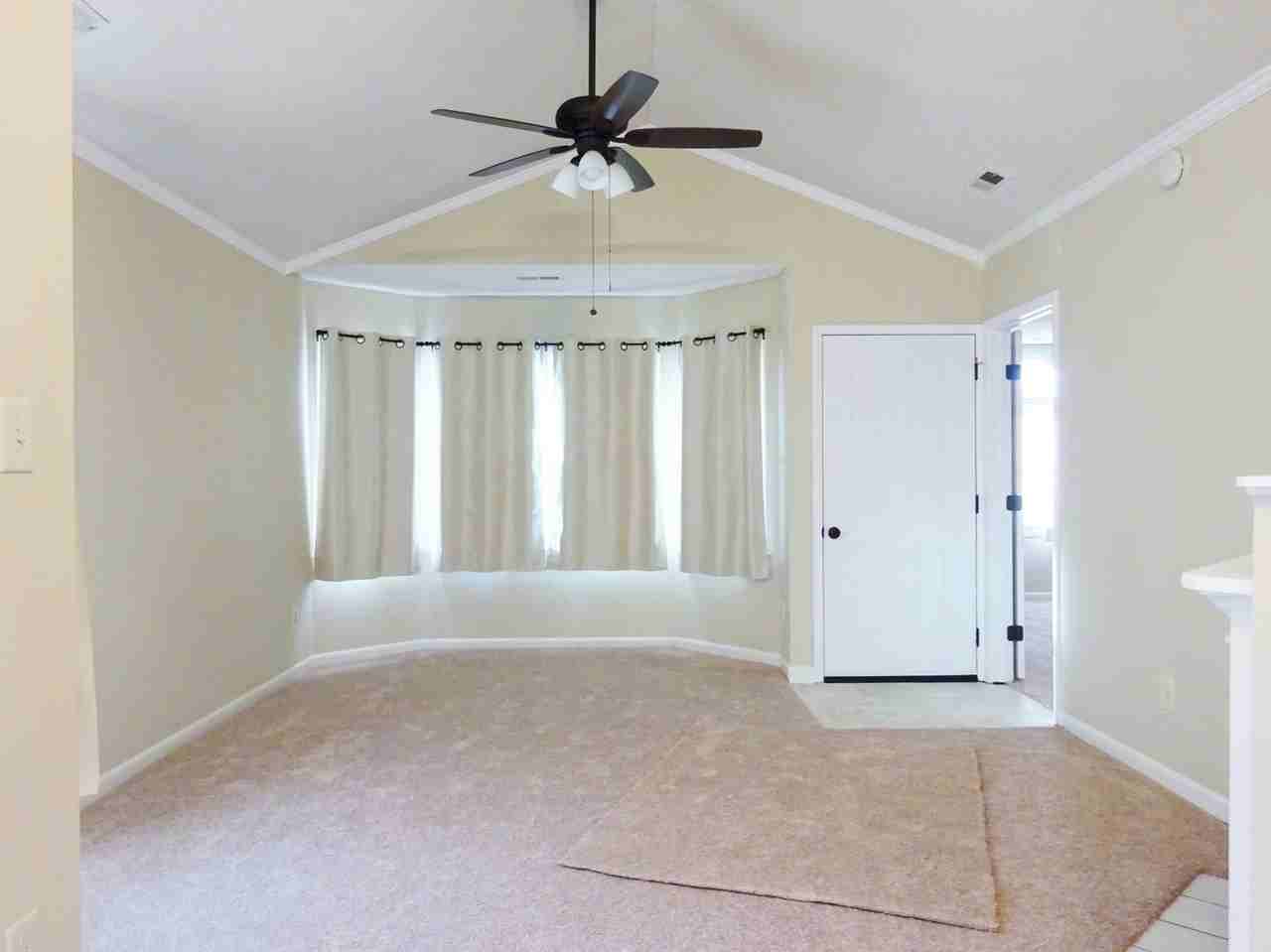 122 Basswood Ct - Photo 3 of 26