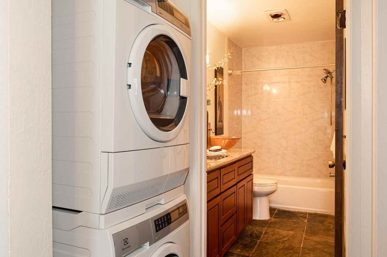 5400 Mountain Blvd #130 - Photo 2 of 23