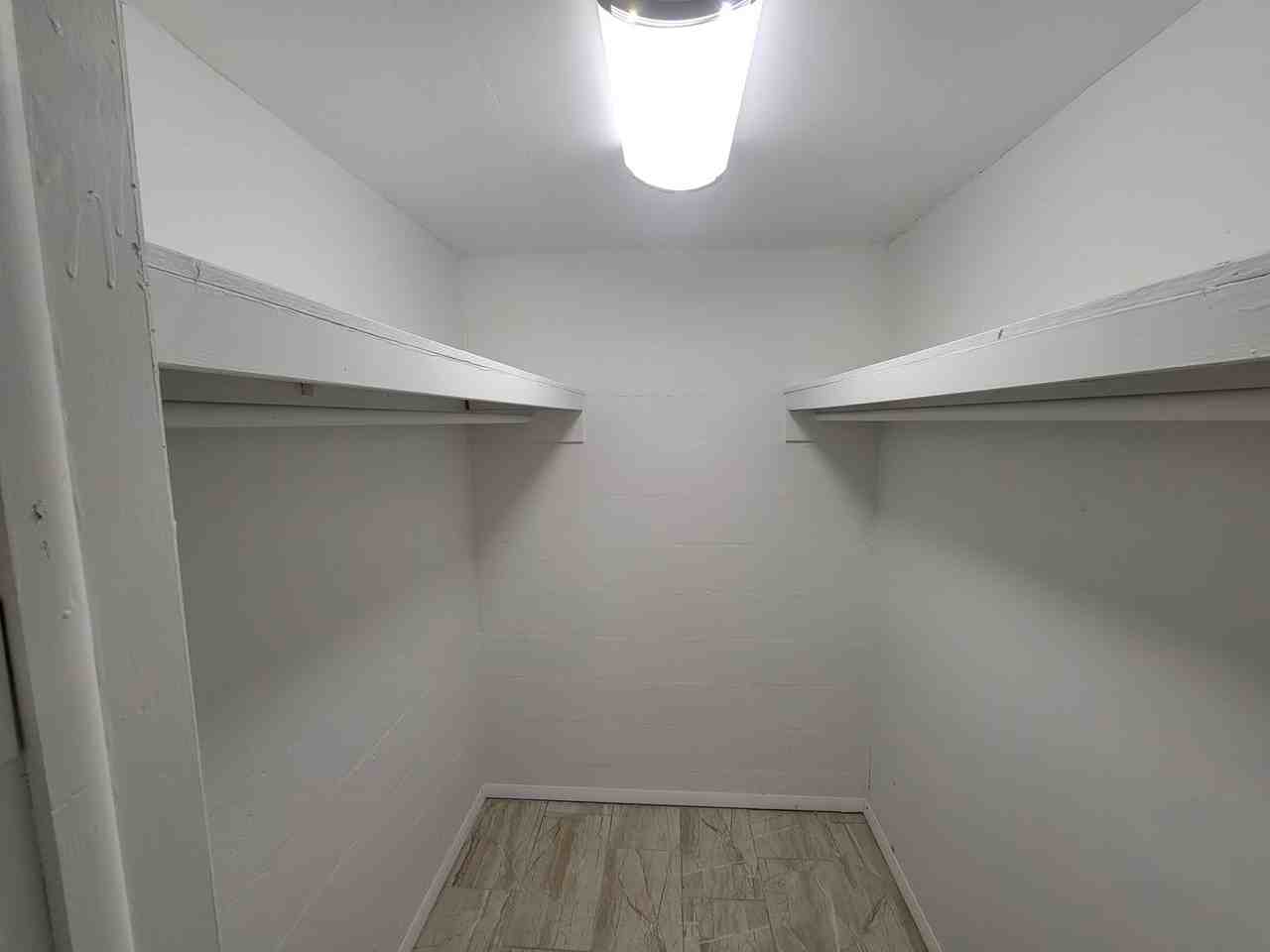 1225 1/2 Bermuda St - Photo 7 of 7