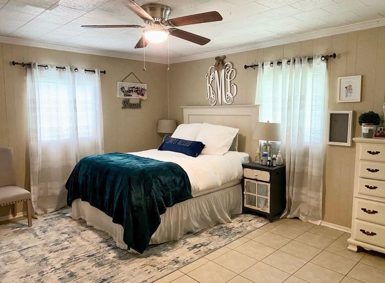 1111 Park St - Photo 7 of 8