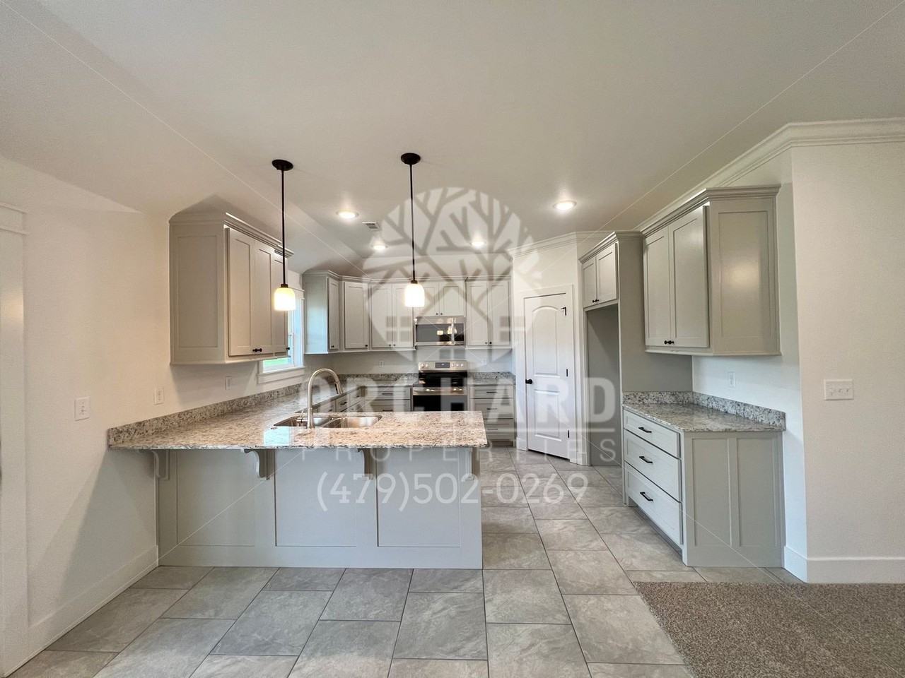 1809 E Hudson Dr - Photo 6 of 18