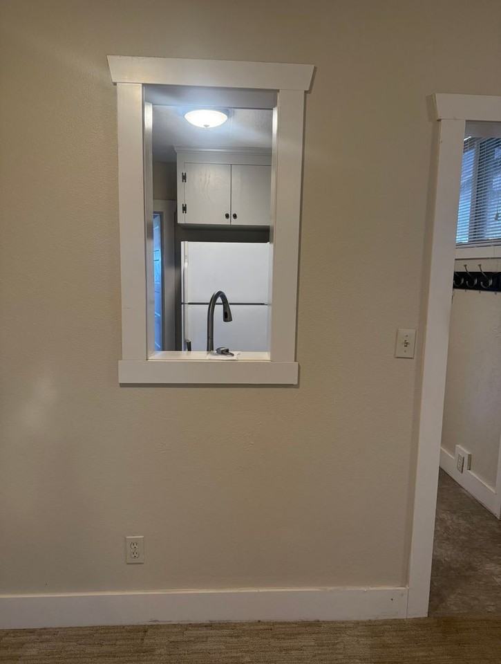 9770 Se Stanley Ave - Photo 4 of 20