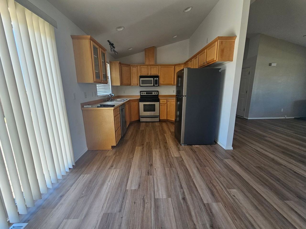 1903 N Trails Edge Dr - Photo 6 of 28