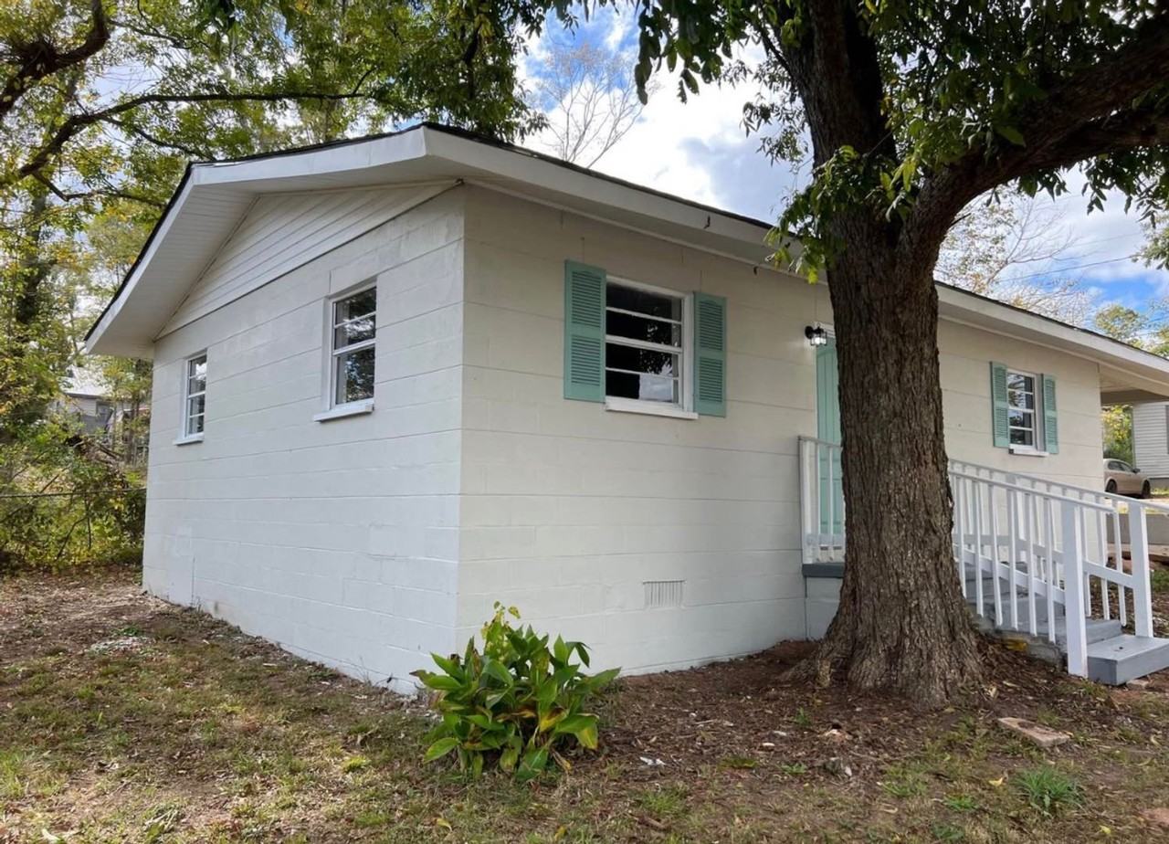 202 Haskell Ward Dr - Photo 2 of 8