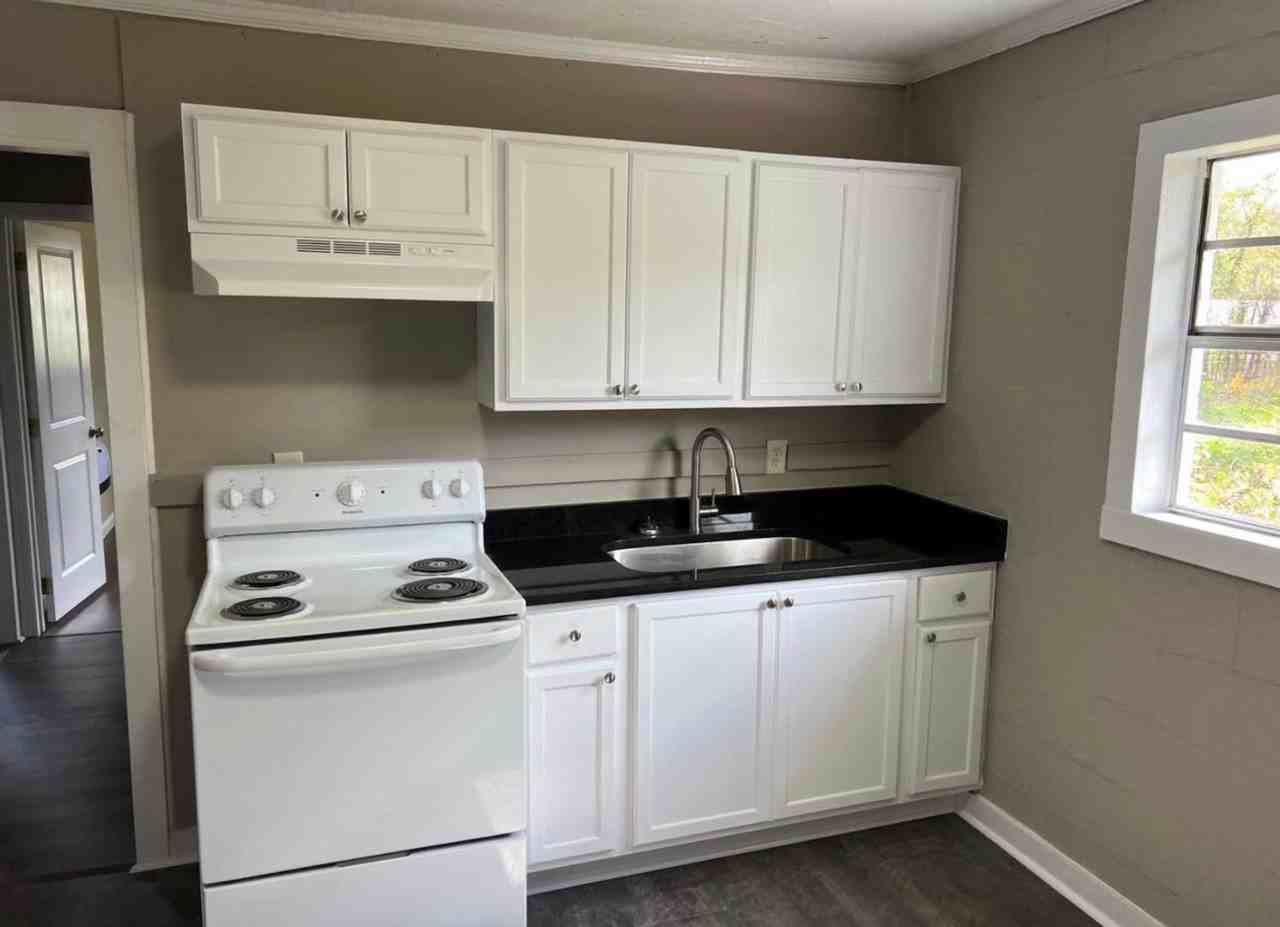 202 Haskell Ward Dr - Photo 4 of 8