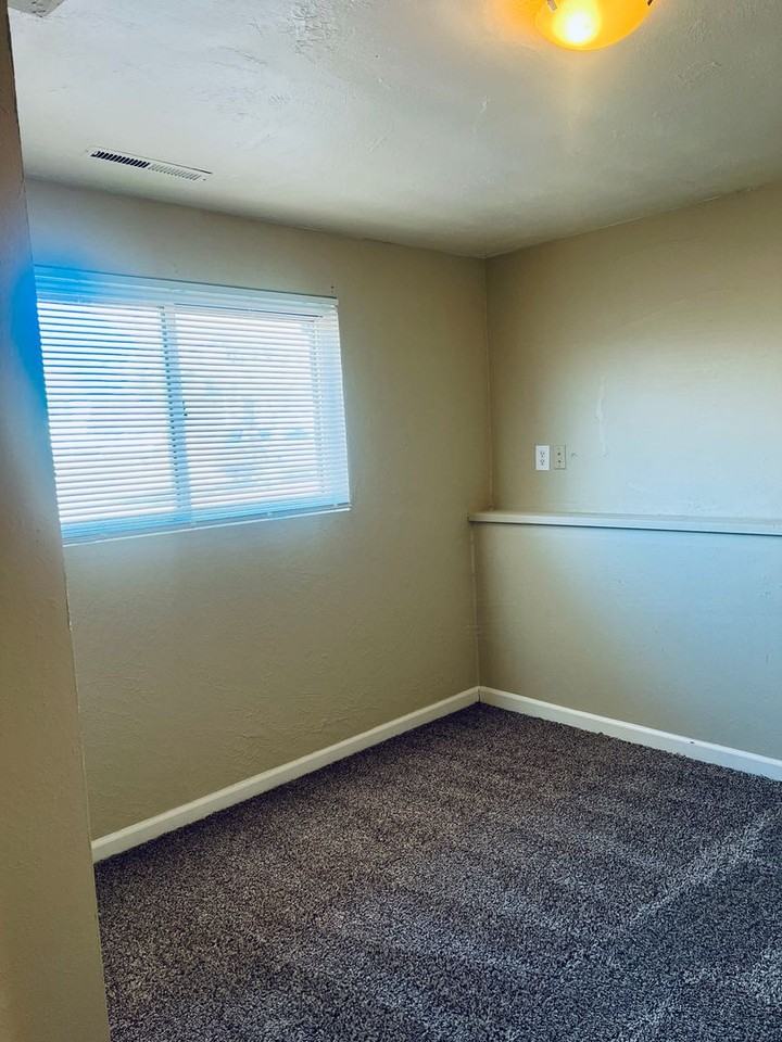 3533 Verde Dr - Photo 7 of 25