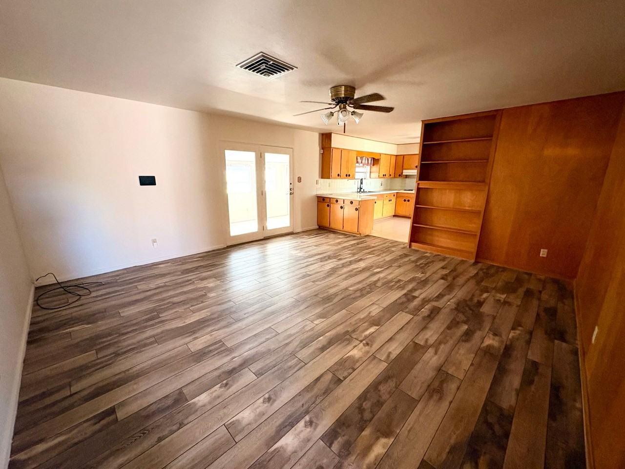 211 E Alto Dr - Photo 4 of 15