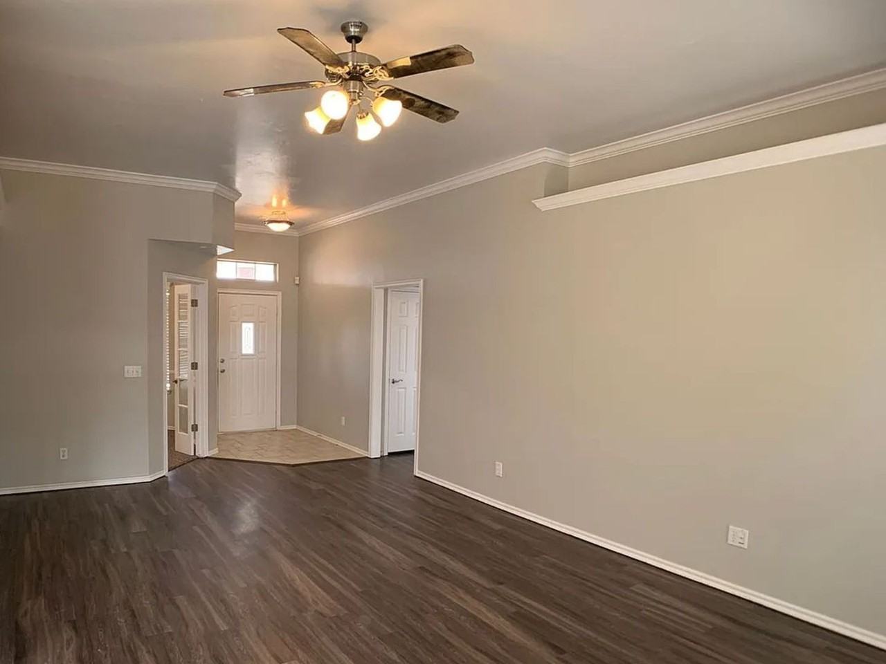 1720 Nw 172nd St - Photo 3 of 22