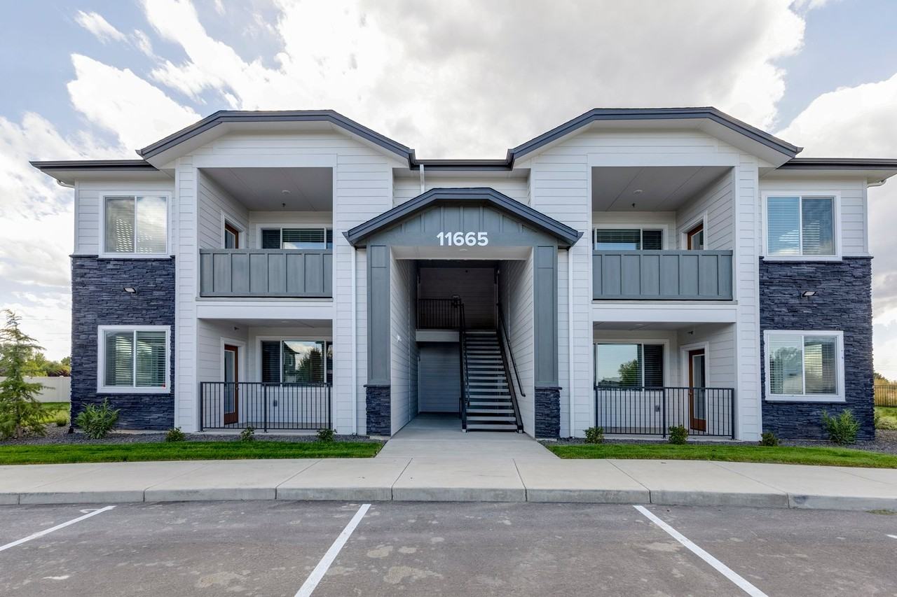 Virginia Park Apartments - Photo 6 of 9