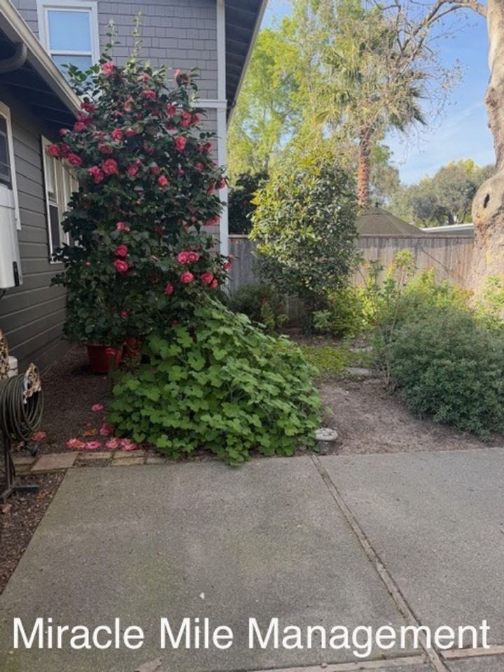 96 Martin Dr - Photo 4 of 13