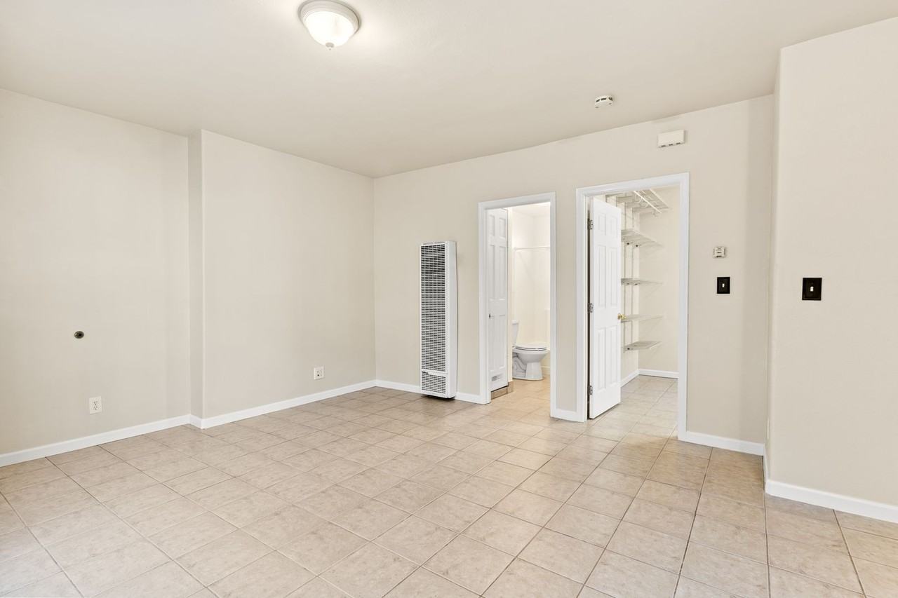 518 W Macarthur Blvd - Photo 4 of 14