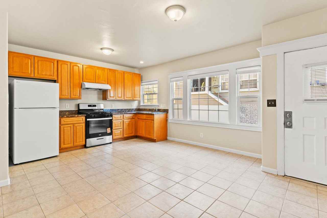 518 W Macarthur Blvd - Photo 5 of 14