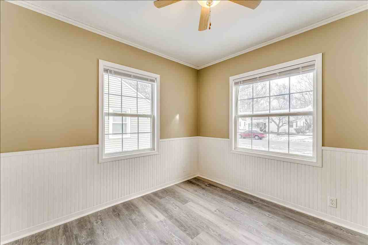 1613 N Burns St - Photo 7 of 25