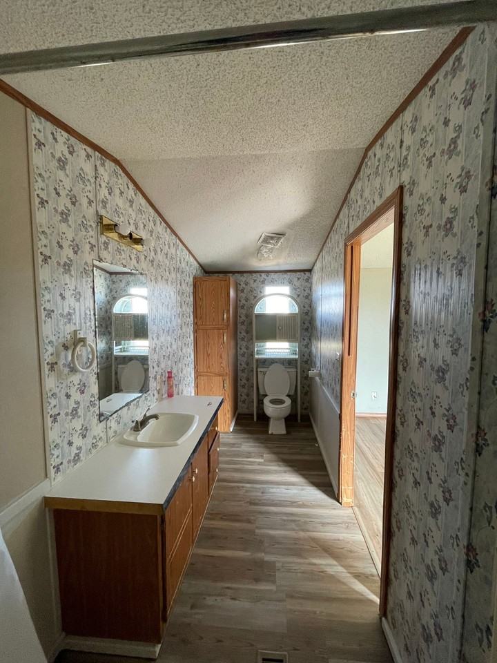 445 Pigeon Rd - Photo 5 of 8