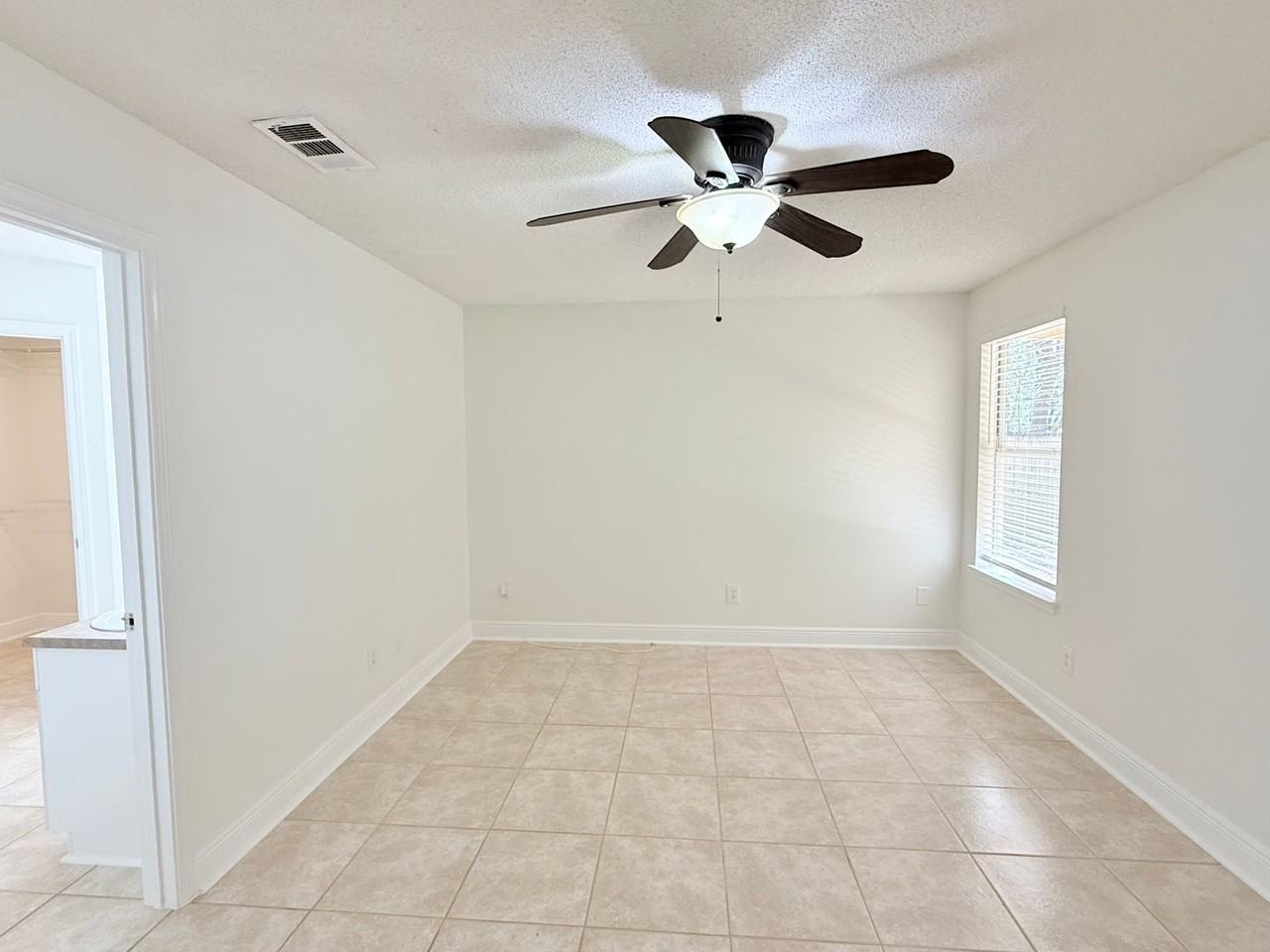 4219 Crosswinds Dr - Photo 6 of 15