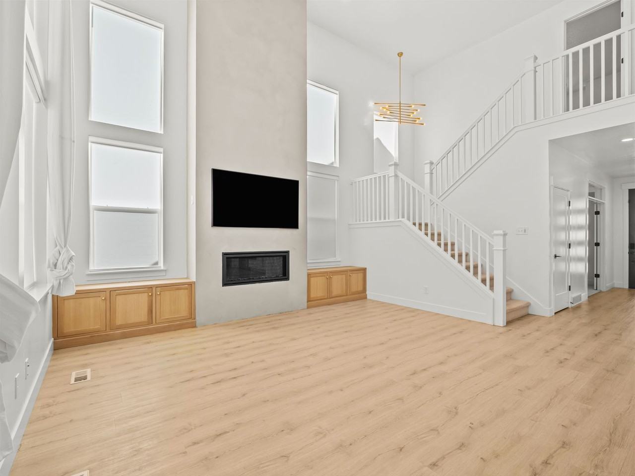 136 N Desert Sage Dr - Photo 4 of 50