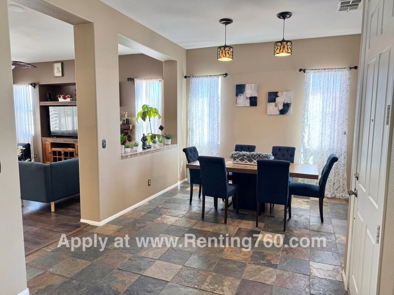 13378 Alpine Cir - Photo 4 of 41