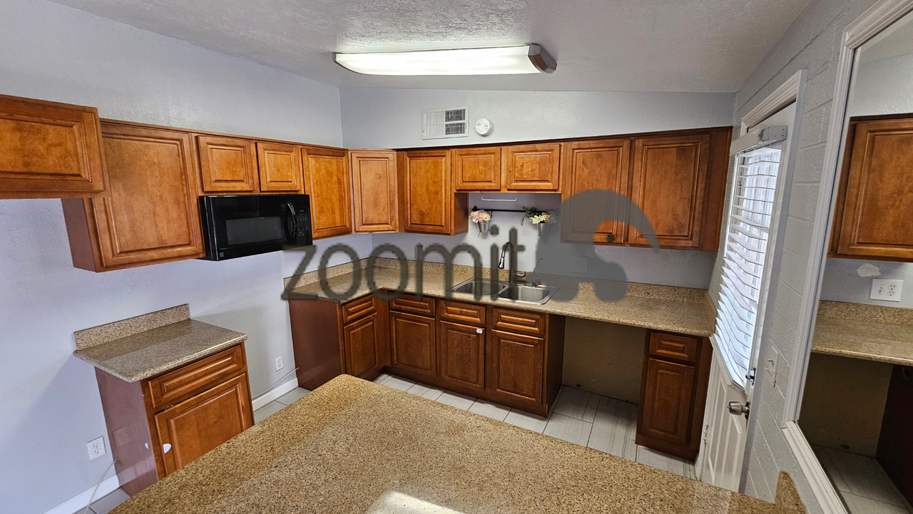 509 S Stewart - Photo 7 of 30