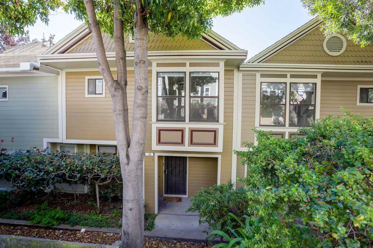 19 Blair Ter - Photo 2 of 35