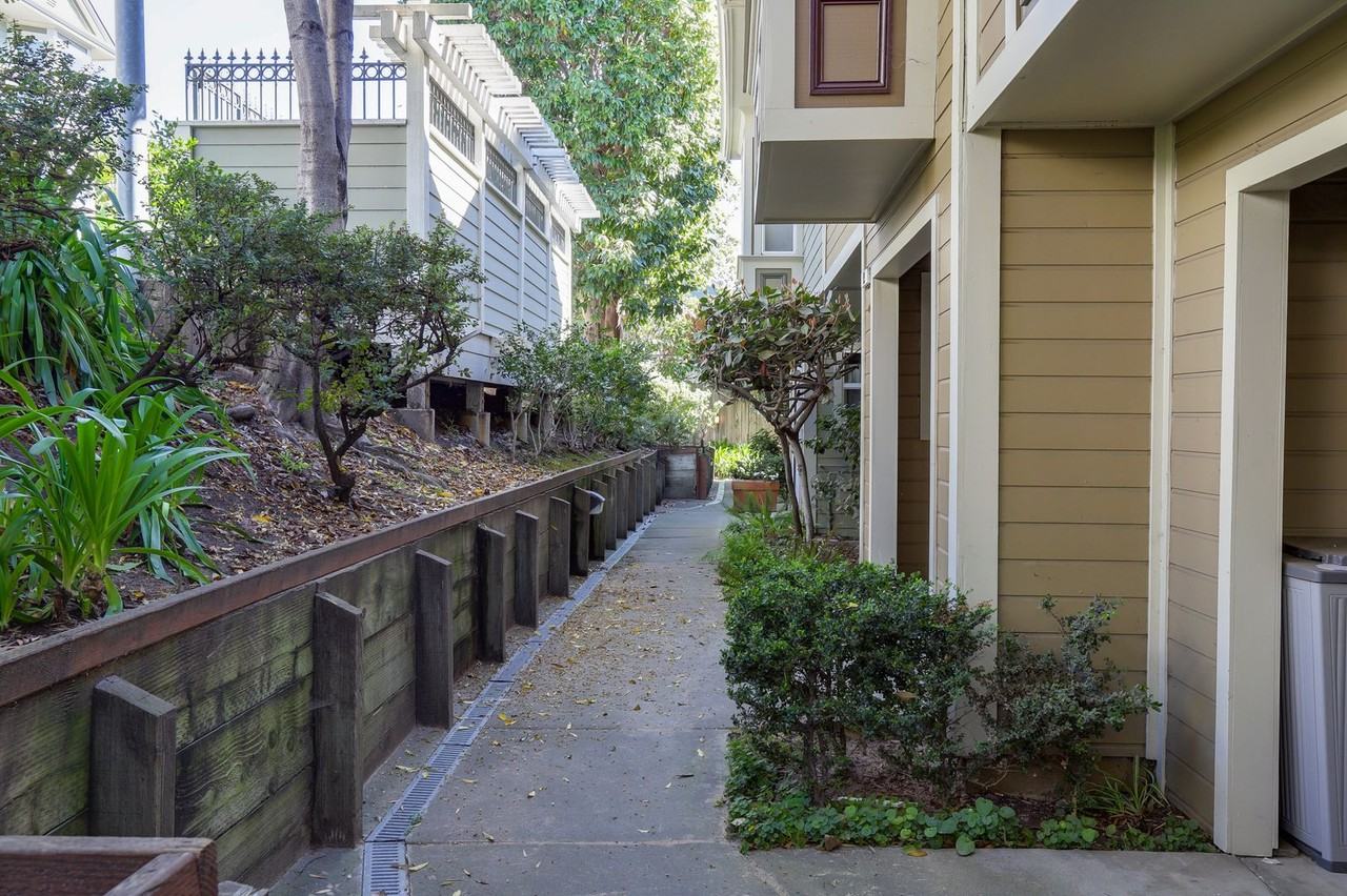 19 Blair Ter - Photo 4 of 35