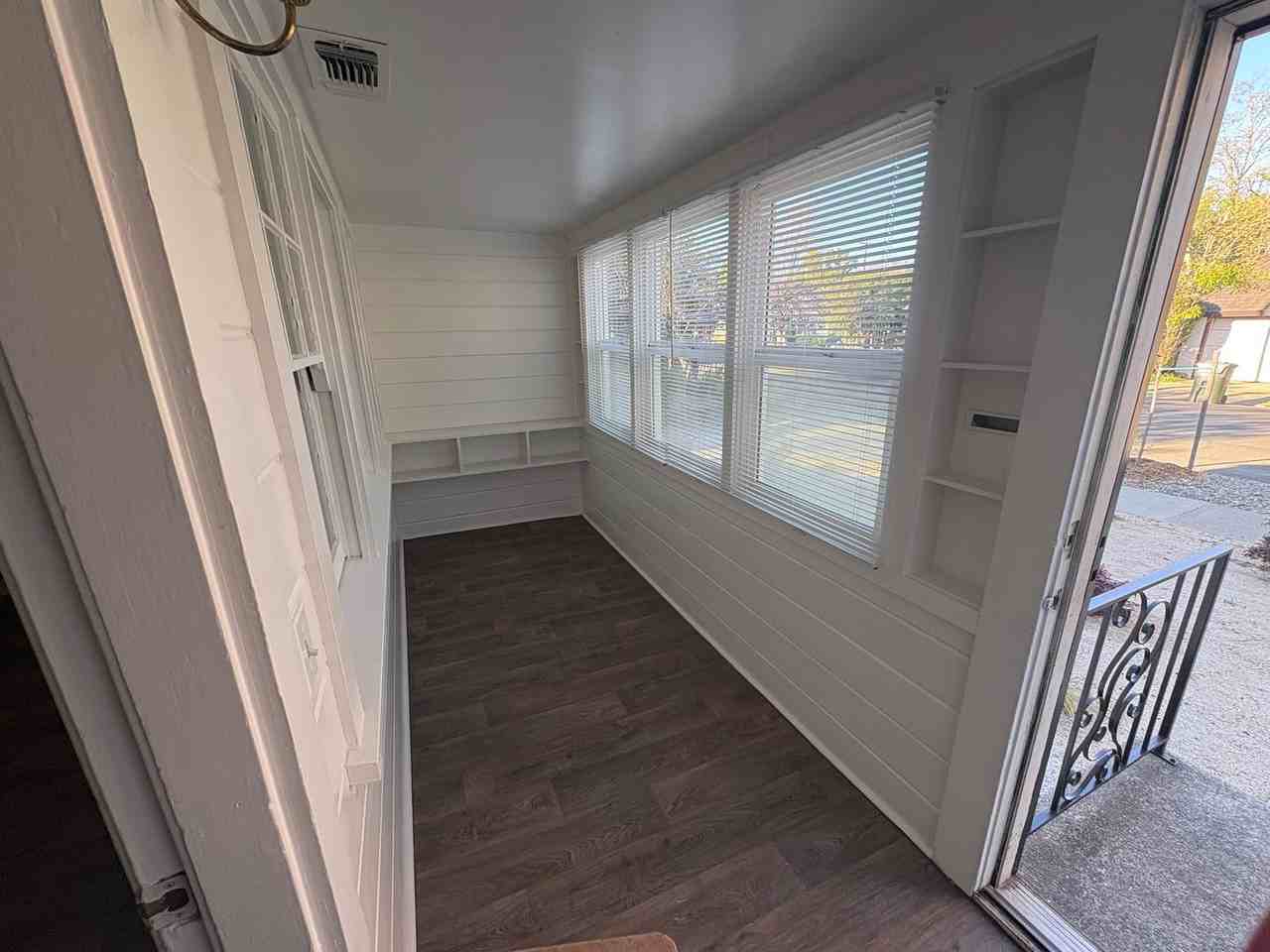 4119 55th St - Photo 6 of 48