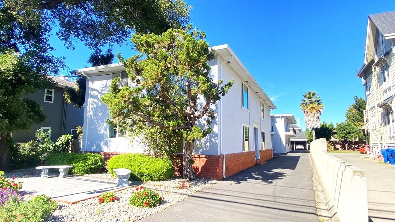 2057 Central Ave - Photo 3 of 3