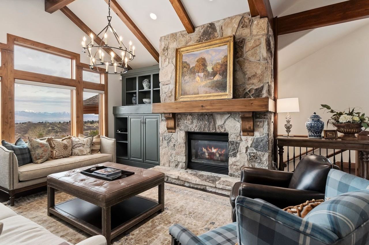 10323 S Bedrock Ln - Photo 5 of 22