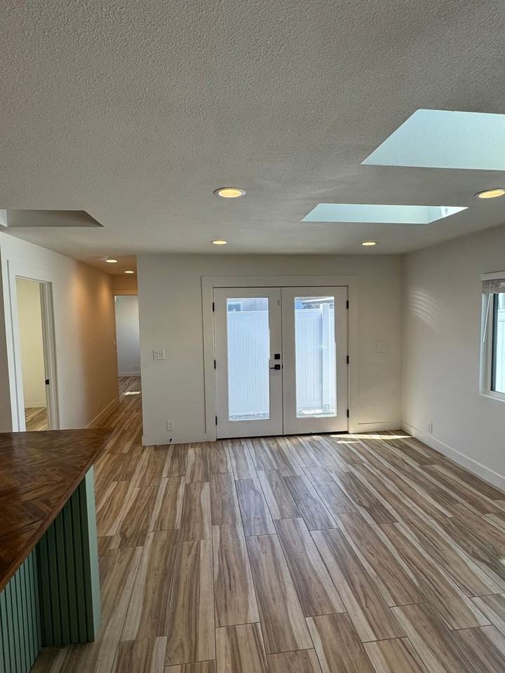 2674 E Washington St #2674 - Photo 4 of 23