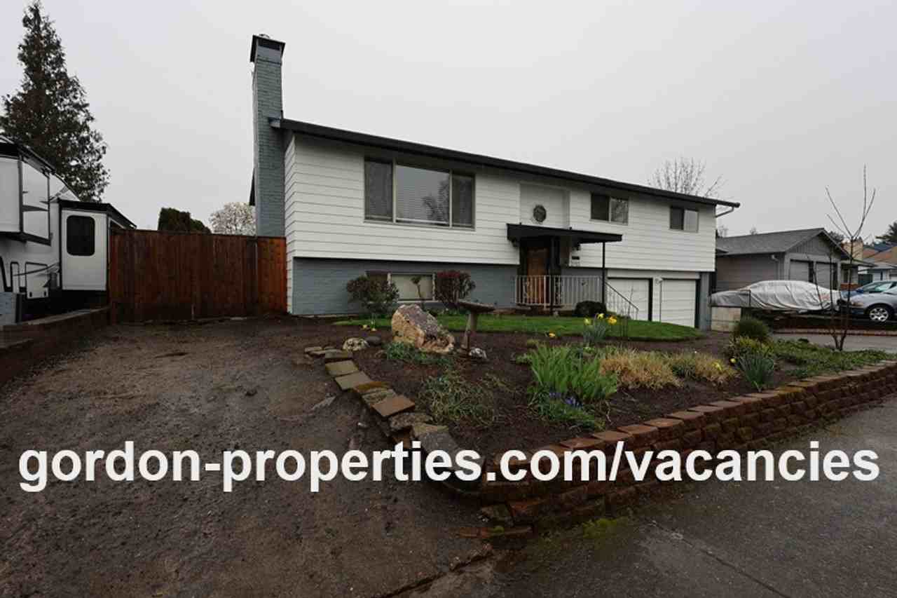 2793 Ne 22nd Ct - Photo 2 of 50