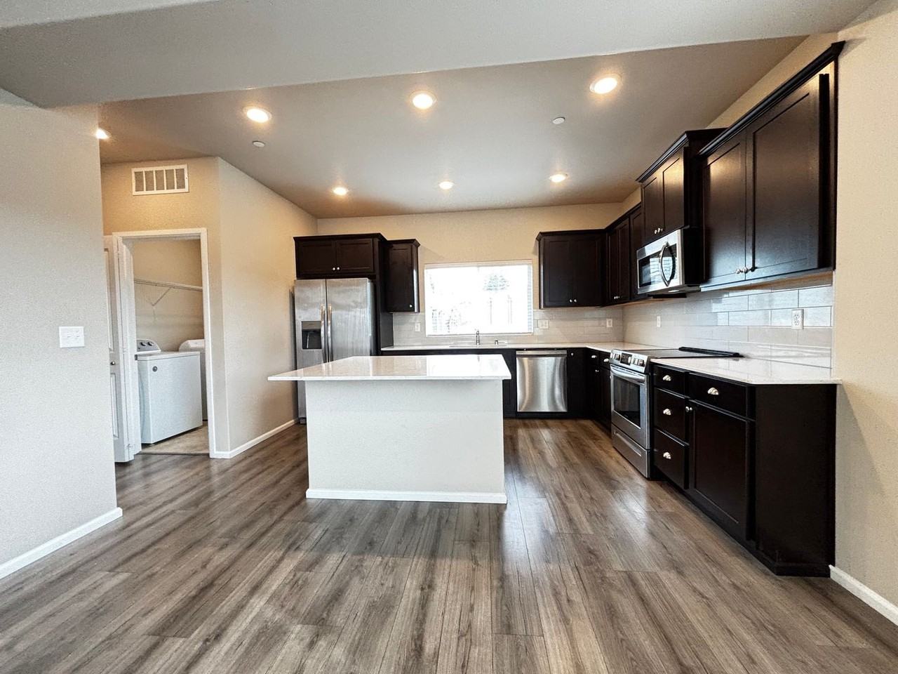 17401 118th Avenue Ct E - Photo 5 of 15