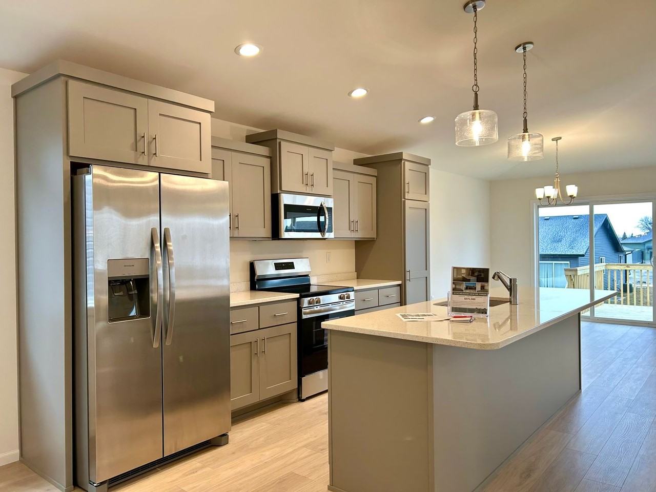 6746 Meadow View Dr S - Photo 5 of 33