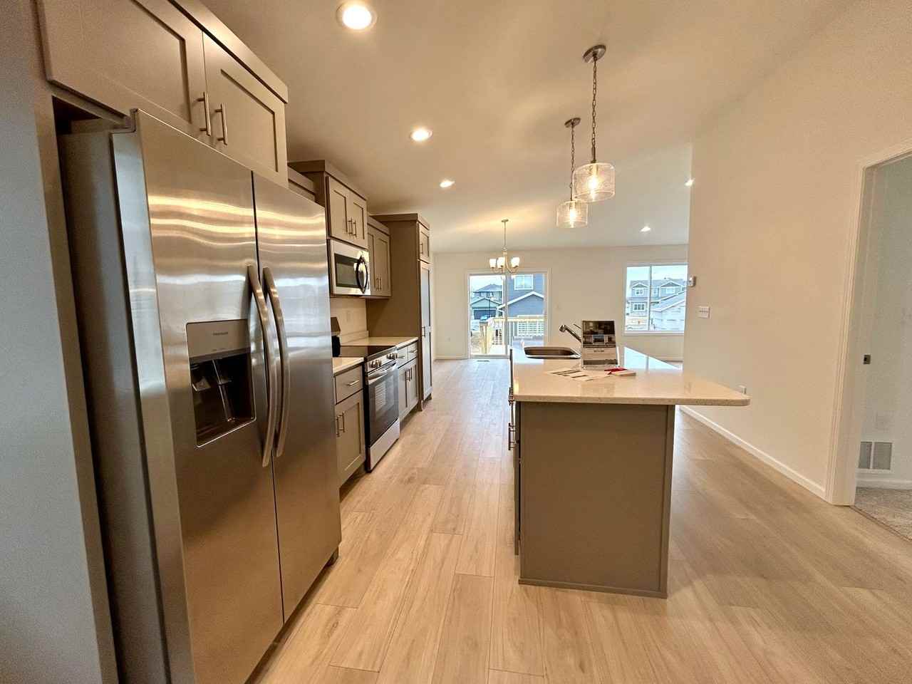 6746 Meadow View Dr S - Photo 6 of 33