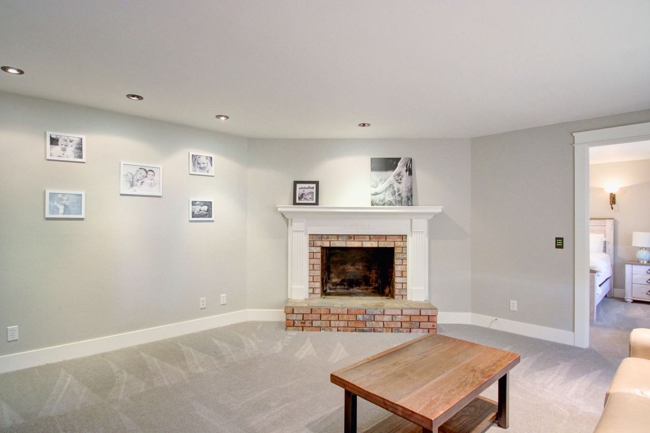 9929 District Line Rd - Photo 6 of 43