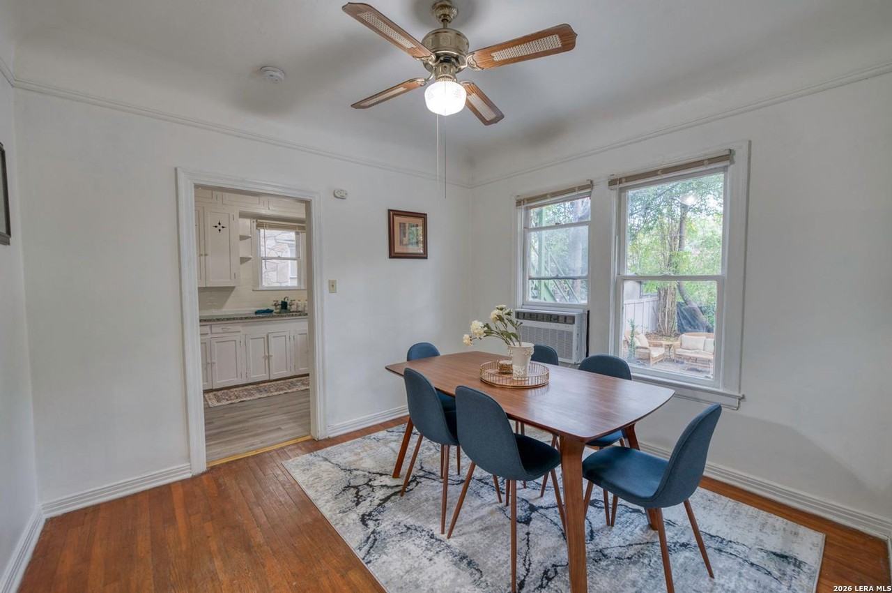 311 E Lullwood Ave - Photo 6 of 9