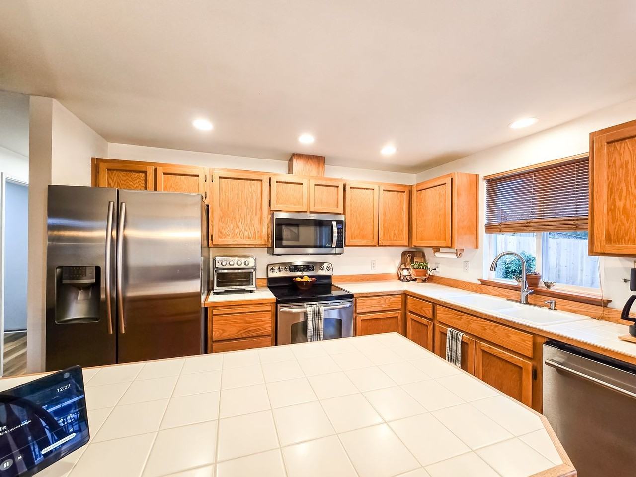 7802 Boreal Ct - Photo 6 of 18