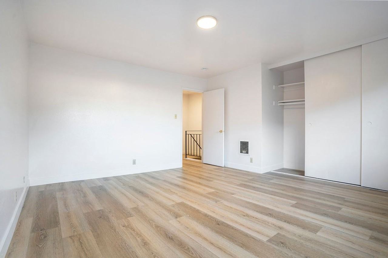 1117 Park Ave #D - Photo 6 of 10