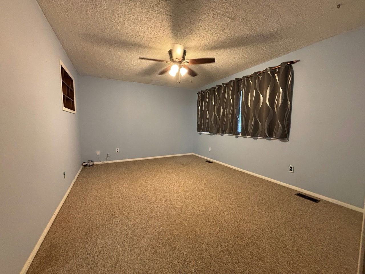 24408 Lauren Avenue - Photo 5 of 14