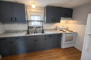 featured image of 66 School St