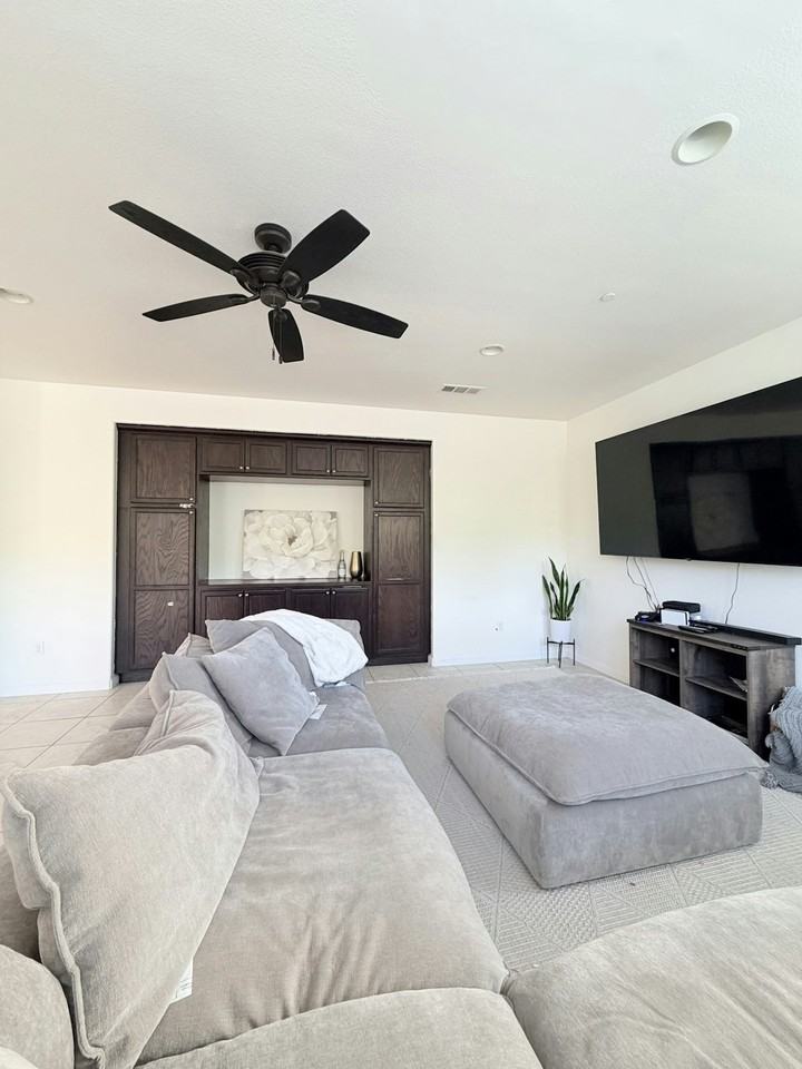 3530 Cydonia Court - Photo 5 of 30