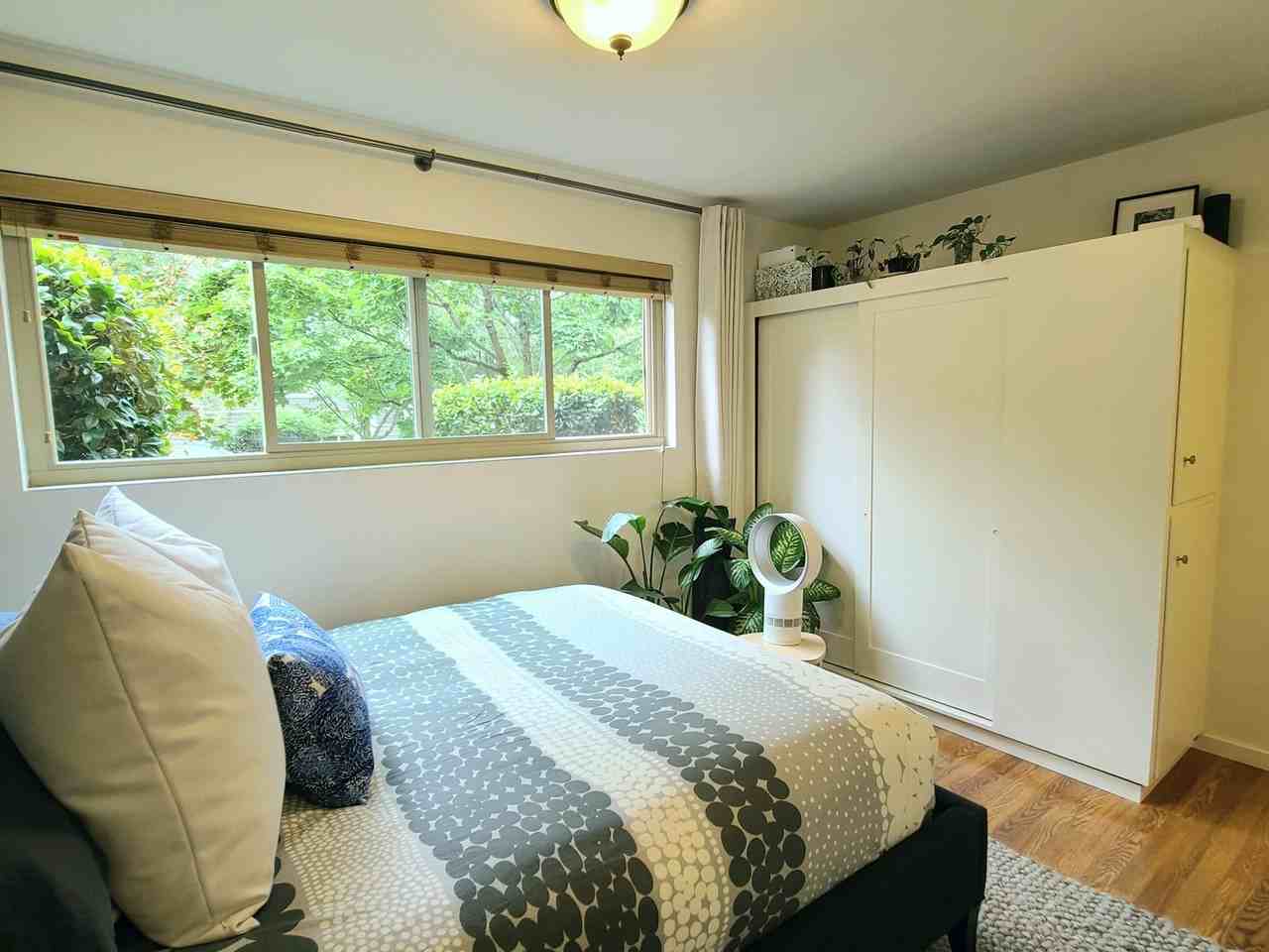 900 East Prospect Street, Unit 03 - Photo 6 of 12