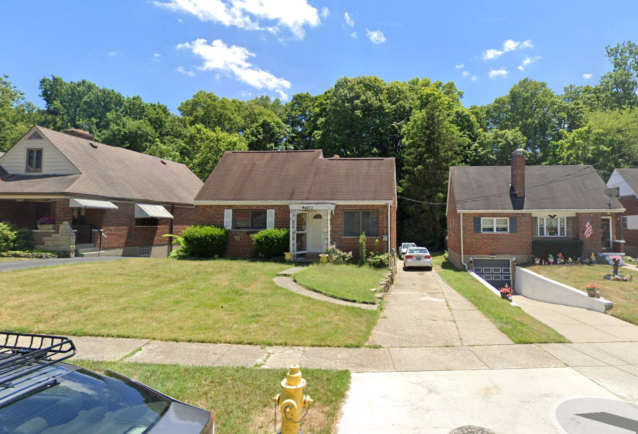 4273 Delridge Dr - Photo 5 of 9