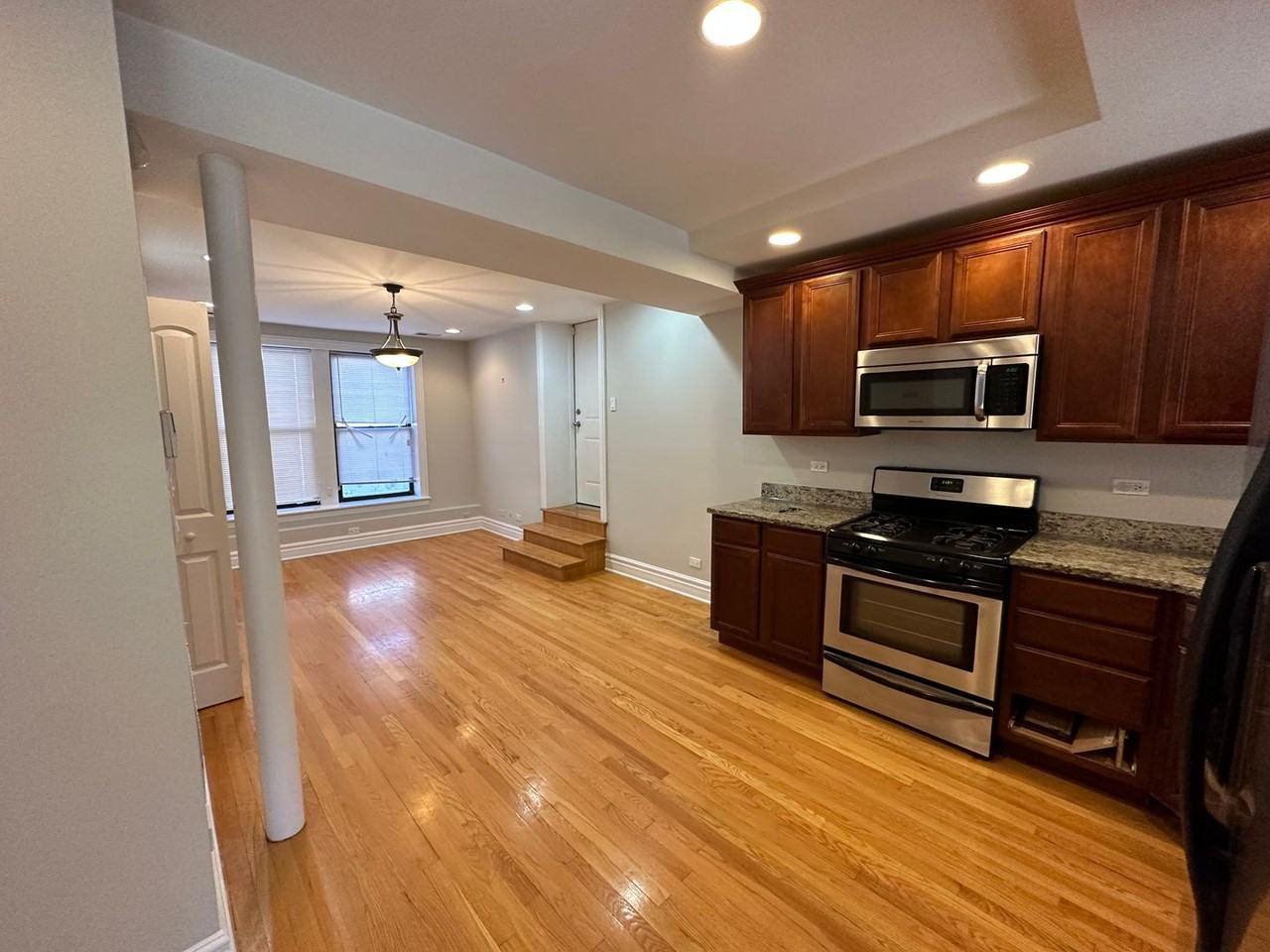 3917 W Altgeld St #AA - Photo 3 of 8